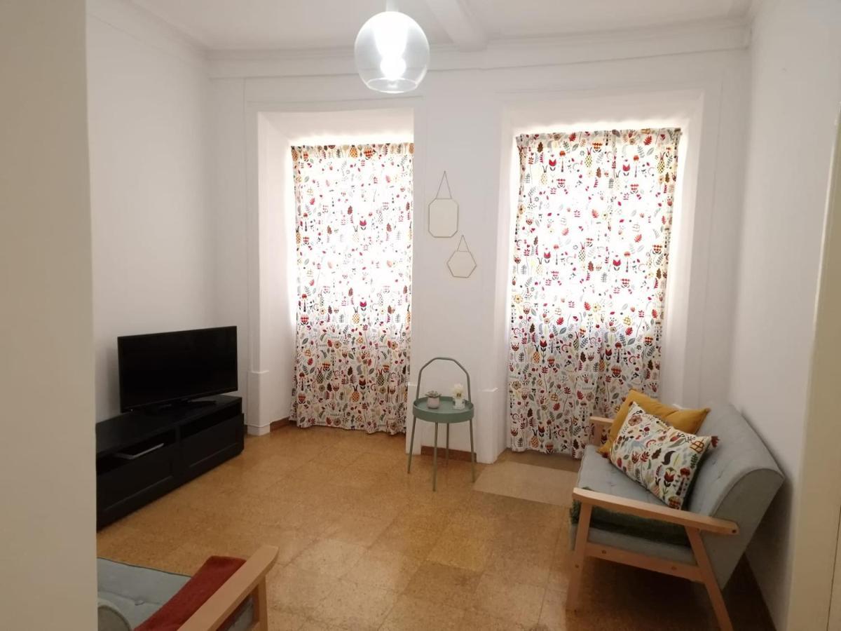 Casa Pisa Flores - Praia da Nazaré Extérieur photo