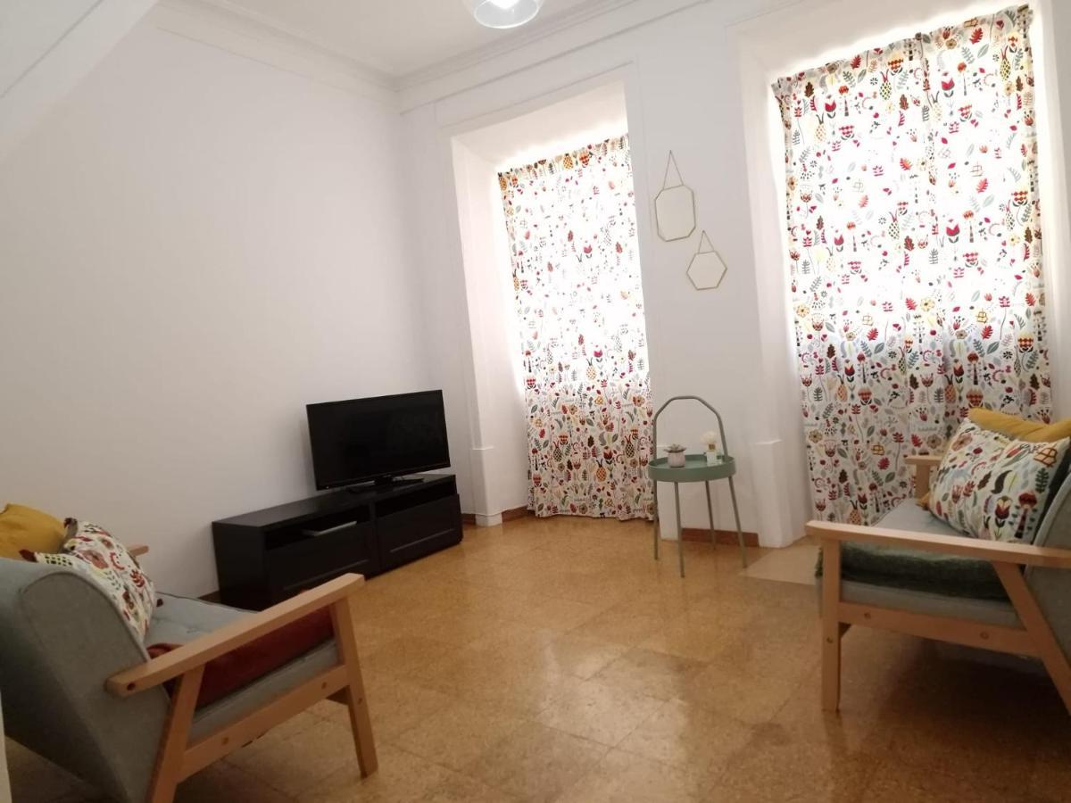 Casa Pisa Flores - Praia da Nazaré Extérieur photo